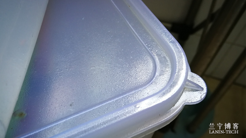 图片[1]-在租的房子里面做饭满屋子油污该怎么应对？-趣玩吧-LANIN·BK 兰宁博客